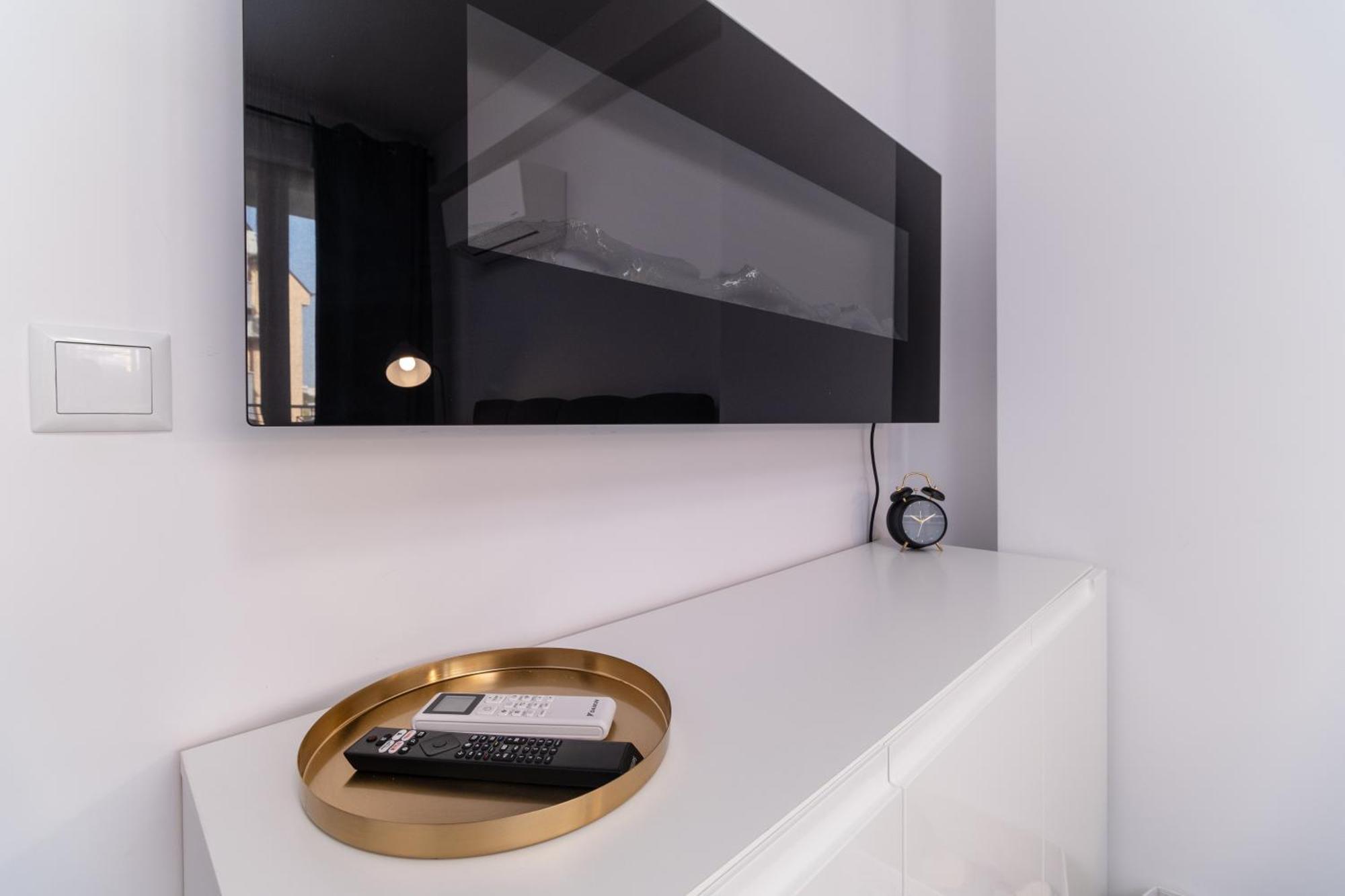 1-bedroom With Free Private Parking Daire Filibe